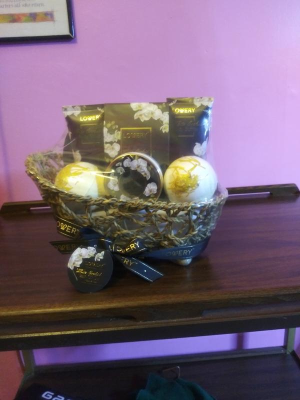 BATH SET FOR PAMPERING