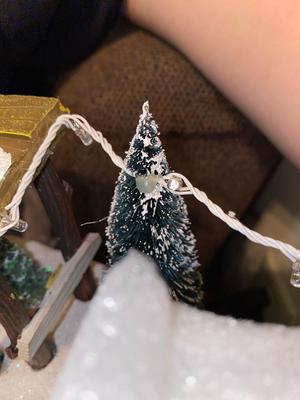 Modern Notoriety on X: Louis Vuitton Christmas Tree 🎄 ✨   / X