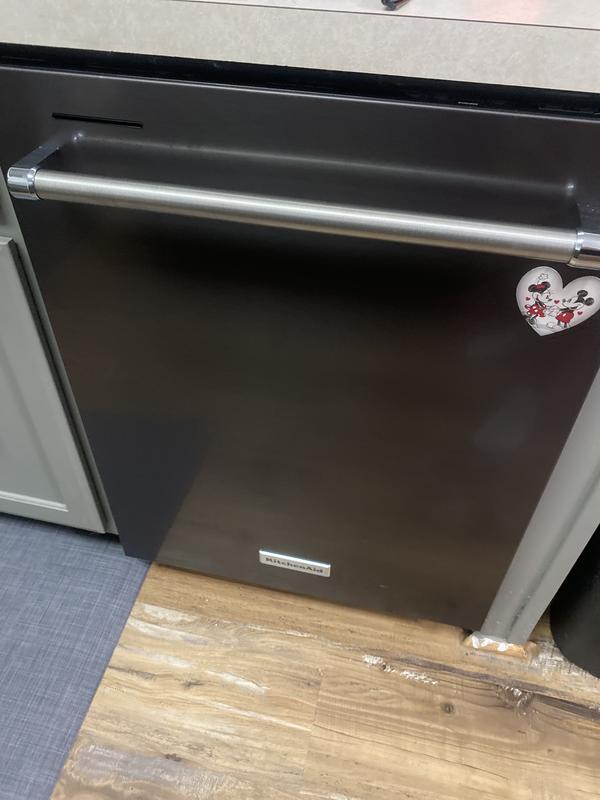 Iamashiwakaページ★+5DD KitchenAid 24 in. Top Control Dishwasher with 44 dBa Sound