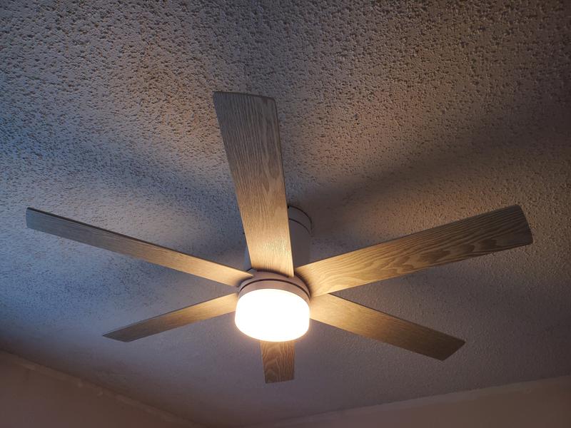 hid_118様 Harbor Breeze 44-in Ceiling Fan (6-Blade) at Lowes.com
