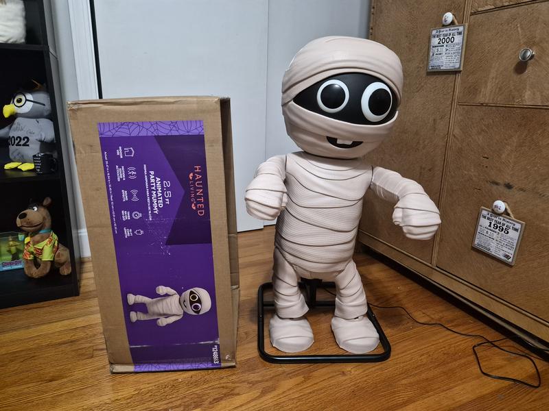 Haunted Living 2.7-Ft Motion Activated Dancing Mummy Animatronic in the ...