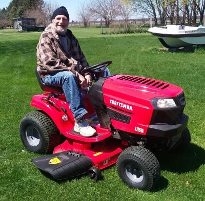 CRAFTSMAN E225 42-in Lithium Ion Electric Riding Lawn Mower With ...