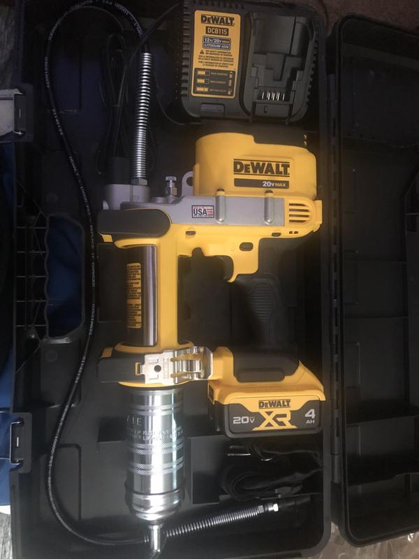 DEWALT Cordless Grease Gun Kit, 20V, 10,000 PSI, 1 Li-Ion Battery, Model#  DCGG571M1