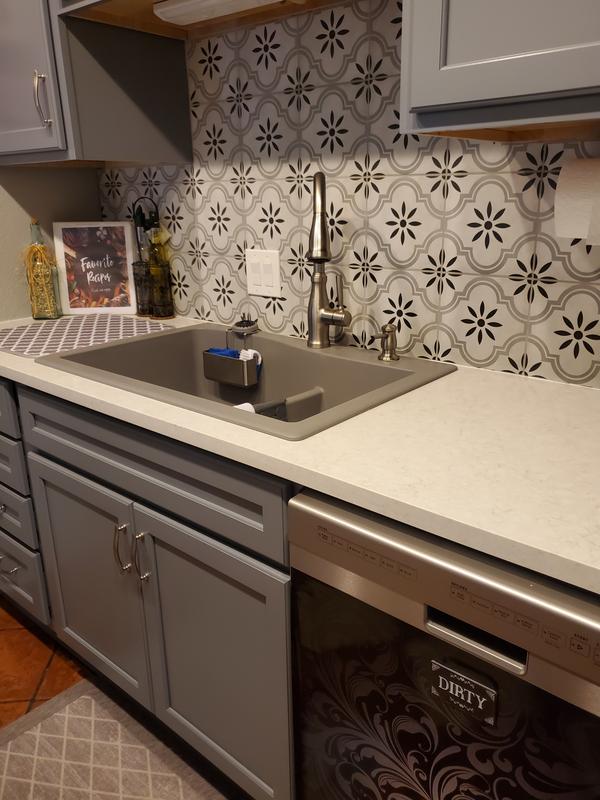 Satori Nouveau Flora Deco 8-in x 8-in Matte Porcelain Encaustic Floor and Wall Tile (0.43-sq. ft/ Piece)