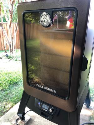 Pit Boss Pit Boss Pro Series 1322-sq in Mahogany Pellet Smoker Pit Boss Pit Boss Pro Series 1322-sq in Mahogany Pellet Smoker