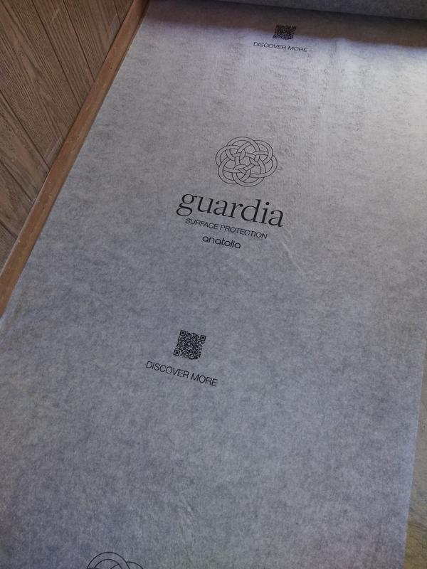 Guardia 36-po x 100-po Tapis de protection de surface Guardia