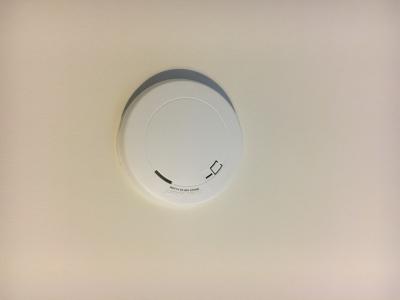 First Alert PRC710VA-6 10-Year Battery Smoke & Carbon Monoxide Alarm With Voice Alert – 2-in-1 Battery Operated Detector