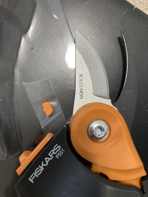 Shop Fiskars PowerGear Tree & Shrub Kit at Lowes.com