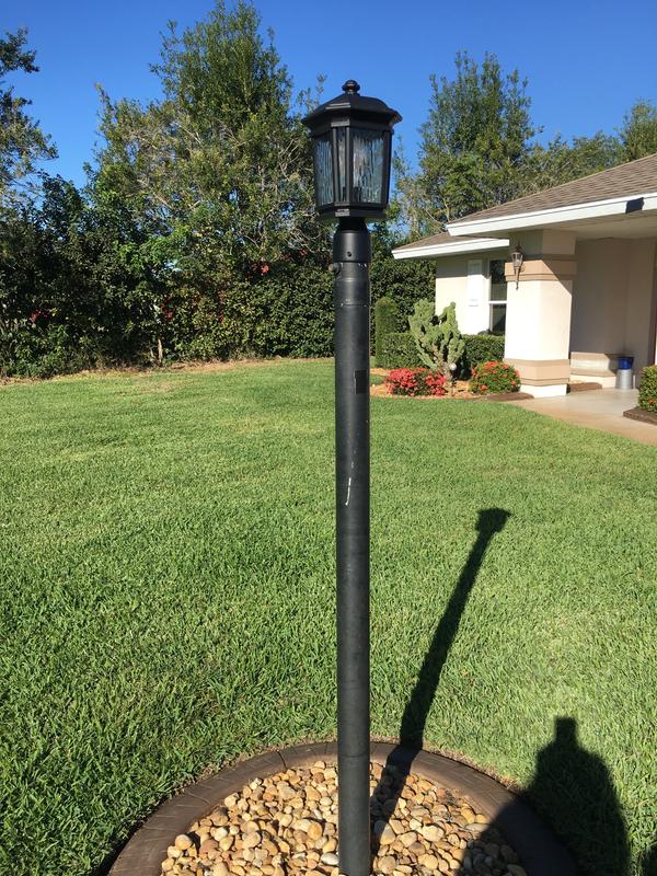 Quoizel Corrigan 14.72-in Matte Black Traditional Outdoor Light