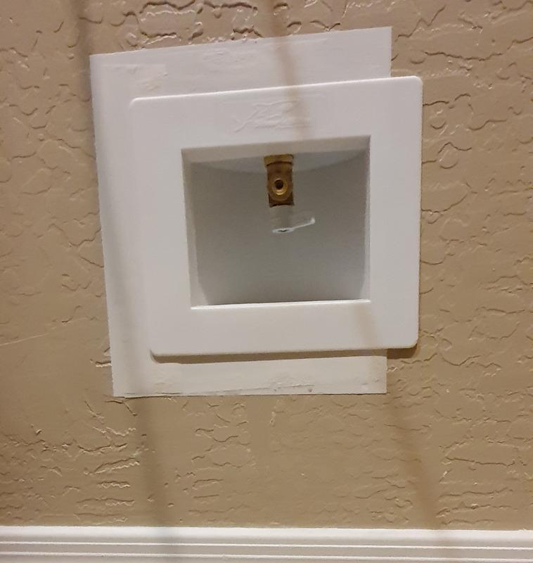 Ice maker outlet box for store existing wall