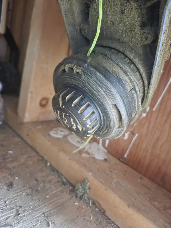 Kobalt Plastic String Trimmer Bump knob assembly in the String