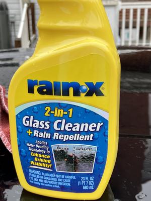 Rain-X 5080233 2-in-1 Glass Cleaner with Rain Repellent, 18oz Aerosol Can