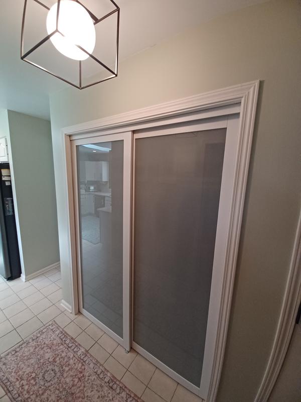 ReliaBilt Twilight 72-in x 80-in White Frosted Glass Prefinished Glass Sliding Door (Hardware Included) ReliaBilt Twilight 72-in x 80-in White Frosted Glass Prefinished Glass Sliding Door (Hardware Included)