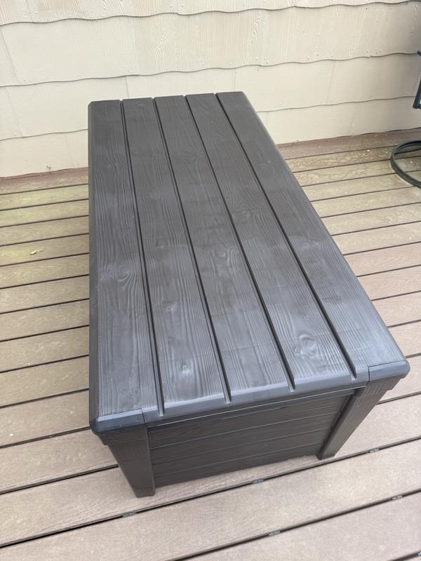Keter Brightwood Durable Outdoor Storage 120-Gallon Grey Plastic Deck ...