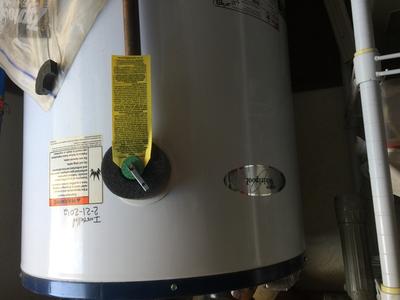 Whirlpool 40-Gallons Tall 6-year-BTU Liquid Propane Water Heater at  Lowes.com