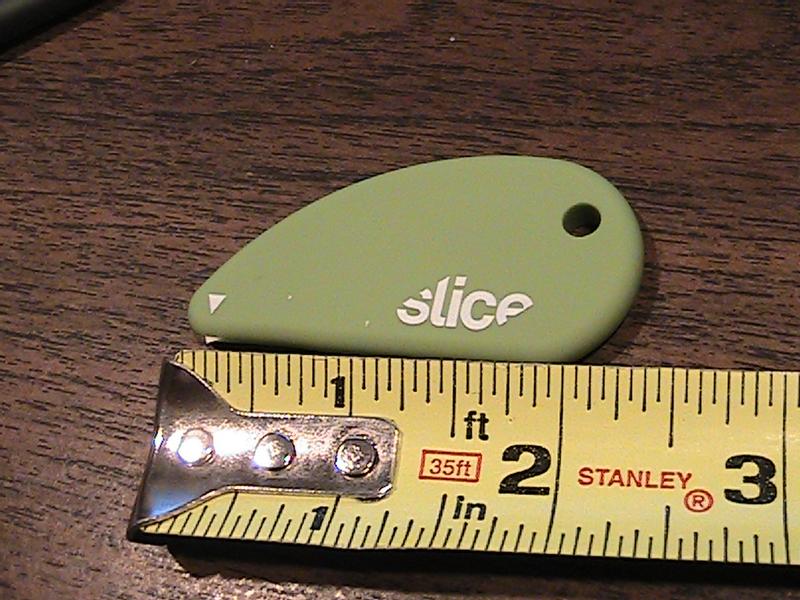 Slice Safety Cutter DimensionsLxW: 61.00 x 31.20 mm:Facility
