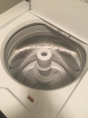 Maytag Commercial Grade 3.5 cu ft High Efficiency Agitator Top