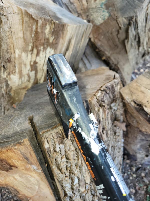 Fiskars X7 Forged Steel Hatchet with 12-in Composite Handle 7850