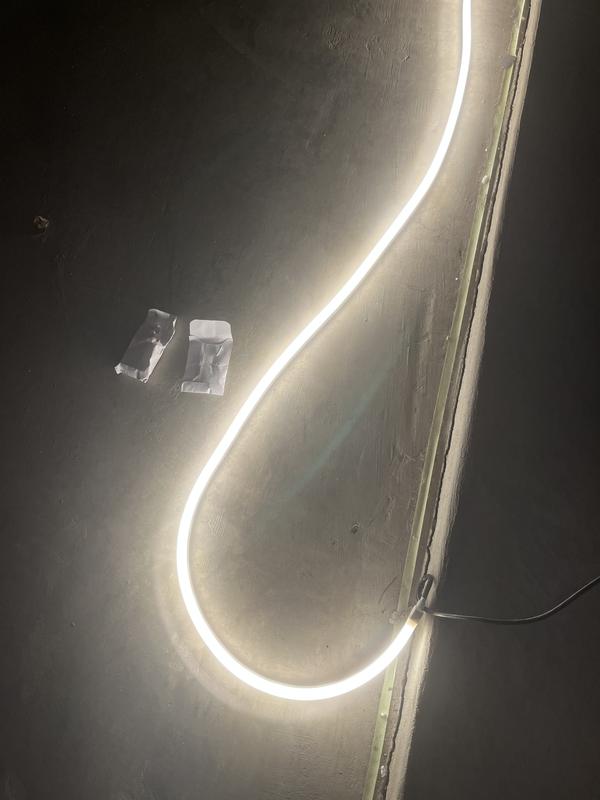 Philips Hue Outdoor (2m) 78-in Plug-in LED Under Cabinet Strip