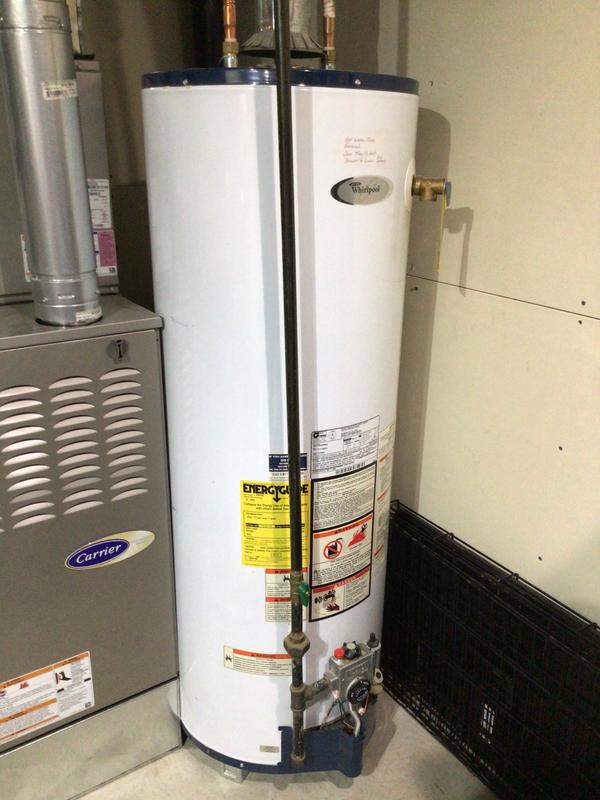 Whirlpool 50-Gallon Tall 6-Year Natural Gas Water Heater in the Water  Heaters department at Lowes.com