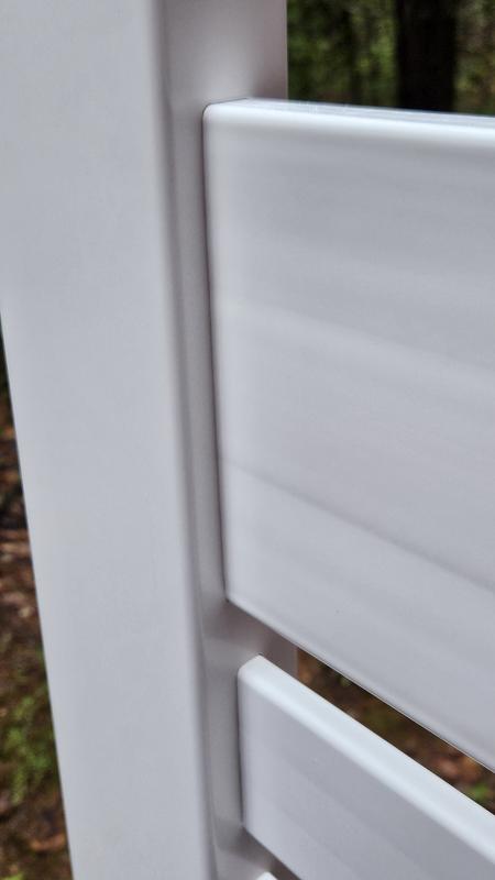 Freedom 36 W x 48 H White Vinyl Outdoor Privacy Screen in the Outdoor ...