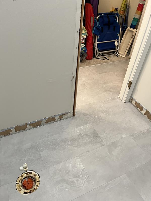 Pergo Storm Cloud Slate 20-mil x 11-in W x 24-in L Waterproof Interlocking Luxury Vinyl Tile Flooring
