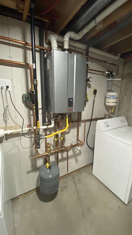 Rinnai I-Series 120000-BTU Natural Gas Boiler in the Boilers department at  Lowes.com