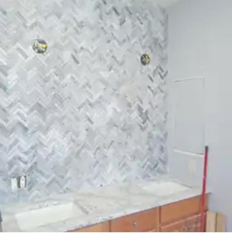 Genuine Stone Refined White 11-in x 14-in Honed Natural Stone Marble Herringbone Floor and Wall Tile (0.94-sq. ft/ Piece)