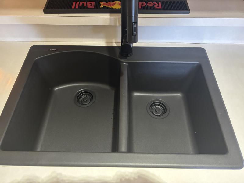 Ruvati epiGranite Dual-mount 33-in x 22-in Midnight Black Granite