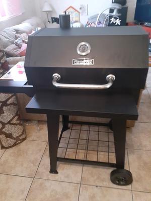 FlamePro 24.9 in W Black Barrel Charcoal Grill in the Charcoal Grills department at Lowes