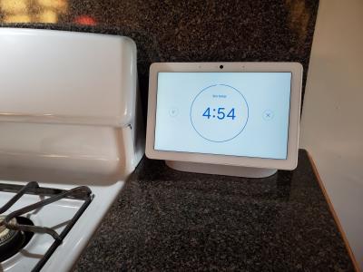 Google Nest Hub Max Smart Speaker with Google Assistant