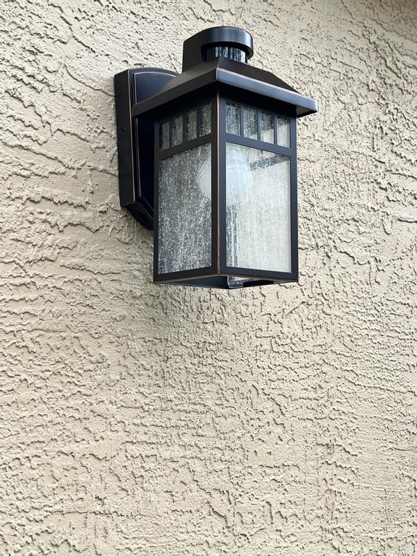 Portfolio 11.5-in H Black Medium Base (E-26) Outdoor Wall Light Portfolio 11.5-in H Black Medium Base (E-26) Outdoor Wall Light