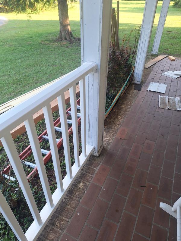 Freedom Camden Pre-assembled 6-ft x 36-in White Composite Deck Rail Kit ...