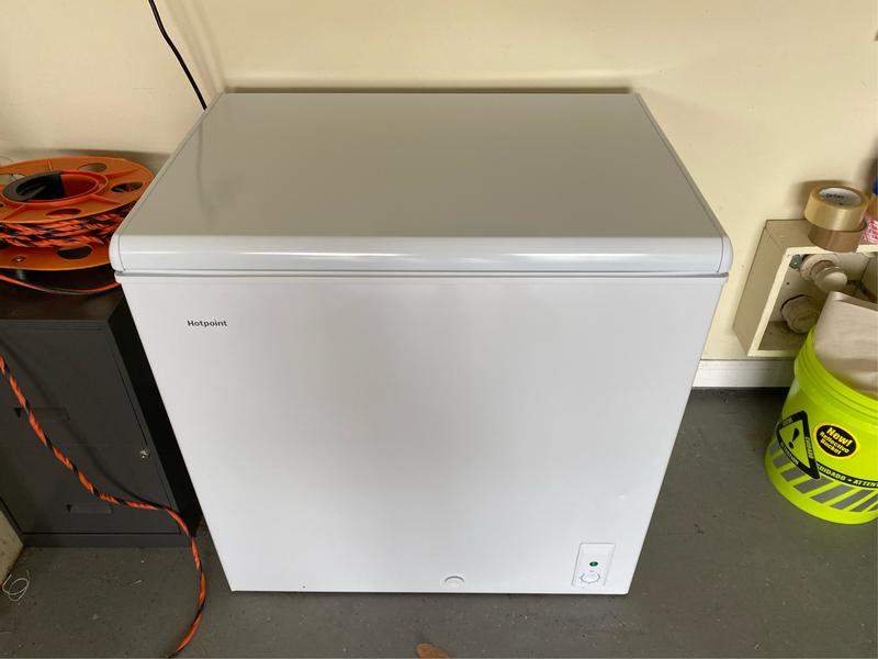 Hotpoint Ft Manual Defrost Chest Freezer (White) In The, 44 OFF