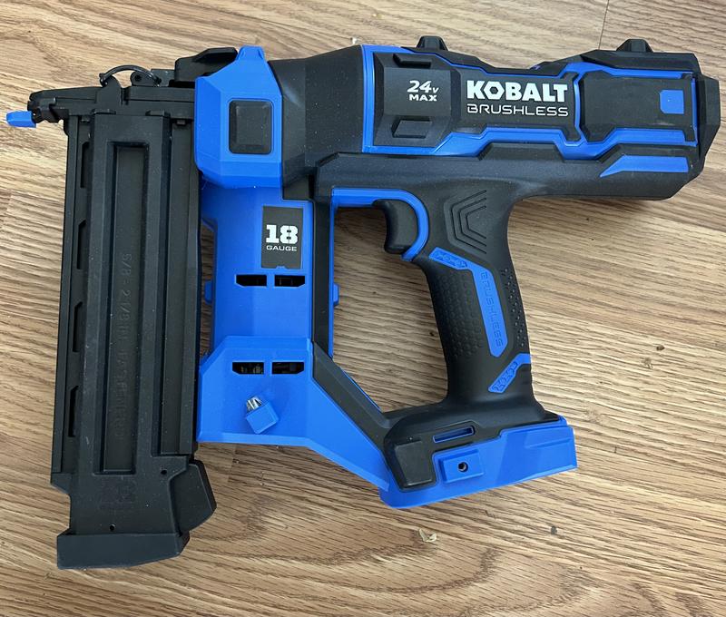 Kobalt 24v deals brad nailer