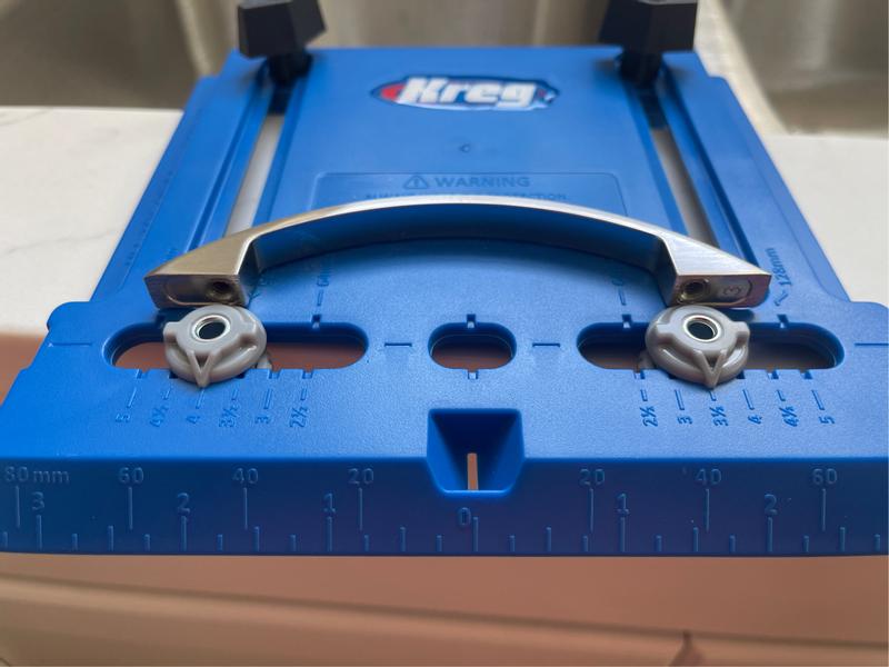 Kreg KHI-Pull Cabinet Hardware Jig : : Tools & Home