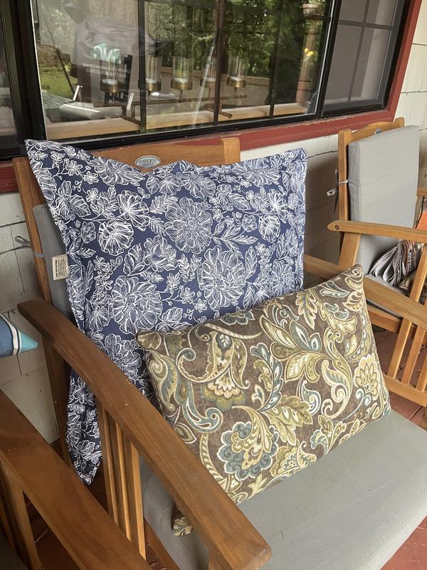 allen + roth Floral Dusty Blue Square Throw Pillow in the Outdoor  Decorative Pillows department at