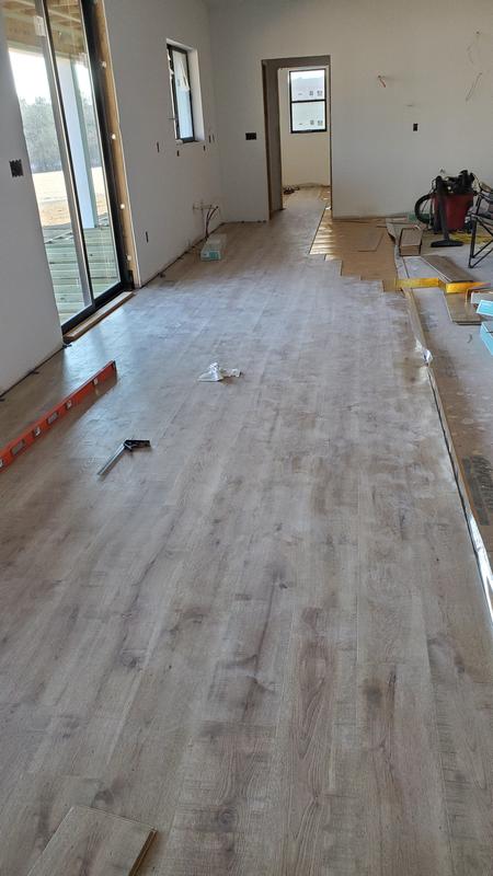 Ocean View Oak Water-Resistant Laminate
