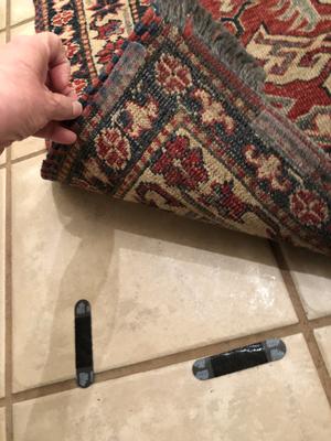 2019 Ruggies As Seen on TV Reusable Rug Grippers Washable Carpet Pad Floor Gripper (8 Adhesive Sticker + 8 Rug Pad)