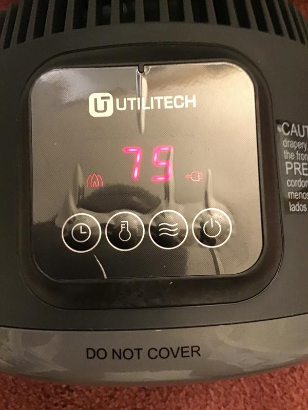 Utilitech Up to 1500-Watt Fan Baseboard Indoor Electric Space Heater with  Thermostat in the Electric Space Heaters department at Lowes.com