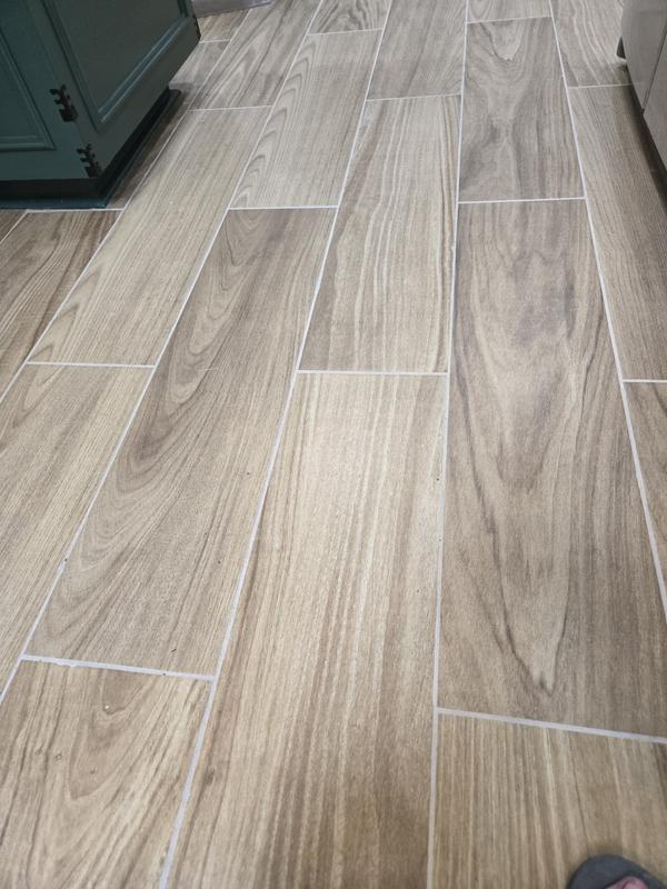 lemohoney03　0724 allen + roth Maui Honey 8-in x 32-in Matte Porcelain Wood