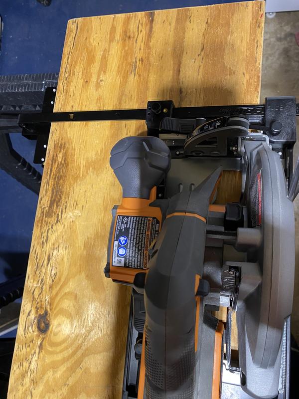 SKATEPLATE Sidewinder Track Saw Guide Track in the Saw Parts