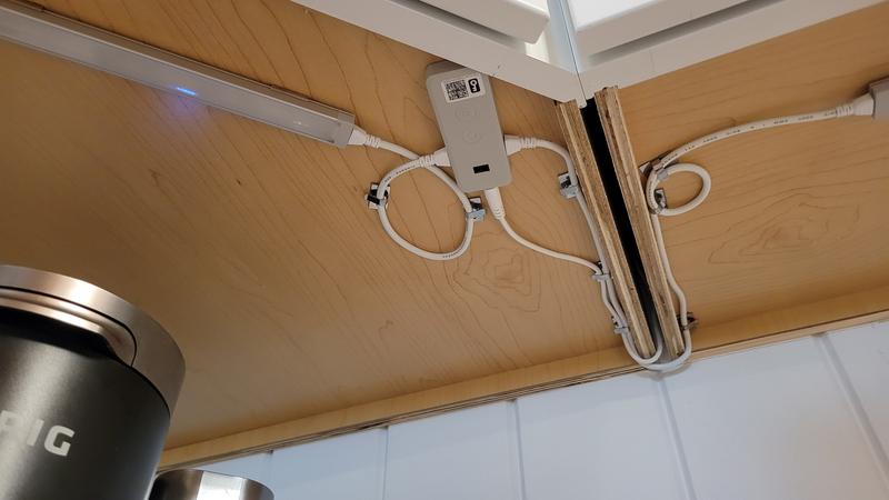 Smart Under Cabinet Lighting Kit, Voice-Enabled Alexa Design, 1-Bar  Adjustable White Light, 9