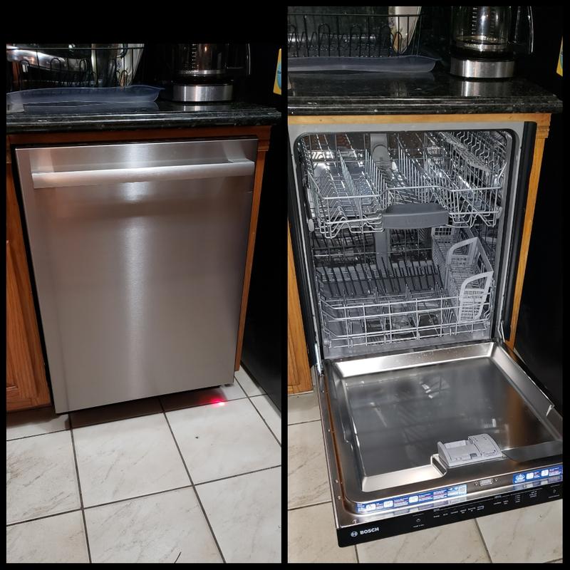 Bosch 100 Series Plus Top Control 24 in Smart Built In Dishwasher