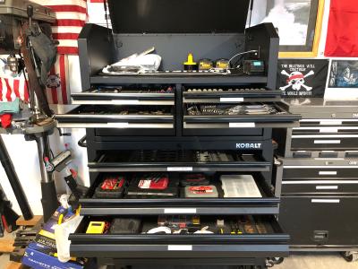 Kobalt 42-in W x 59-in H 13 Ball-bearing Steel Tool Chest Combo