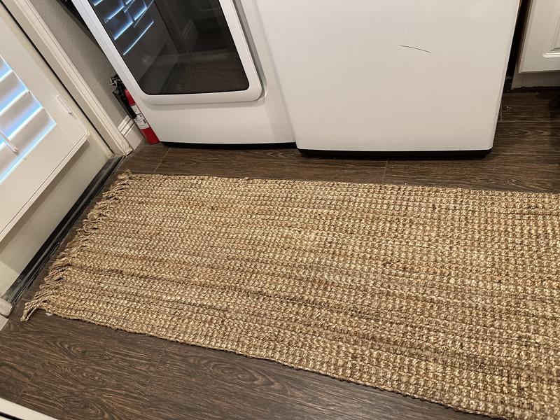 2'x8' Para Hand Woven Chunky Jute with Fringe Runner Rug, Natural -  JONATHAN Y