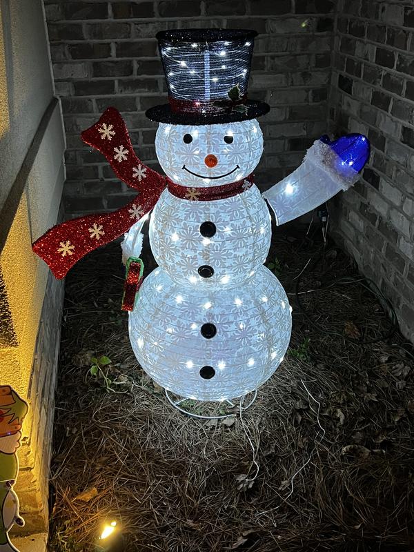 LuxenHome 49.2-in Snowman Yard Decoration with White LED