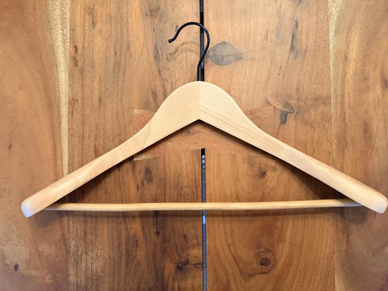 whatwewant ウッドハンガー we think storage 6-Pack Wood Non-slip Grip Clothing Hanger