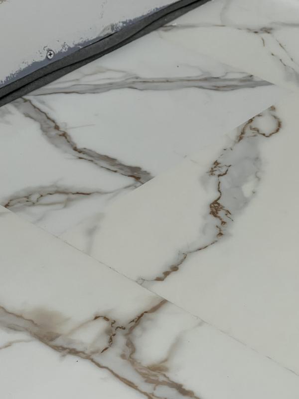 Pergo Rome Marble White Marble Look 22-mil x 12-in W x 24-in L ...