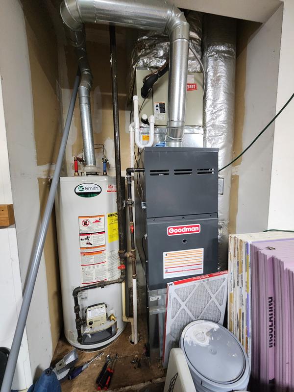 A.O. Smith Signature Series 8-GPM 180000-BTU Indoor Natural Gas